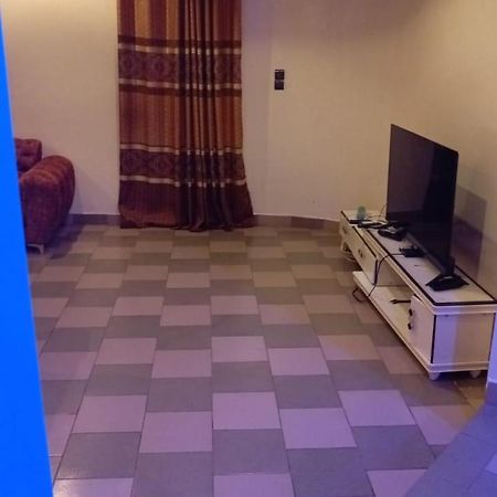 Abz Guest House Abomey Экстерьер фото